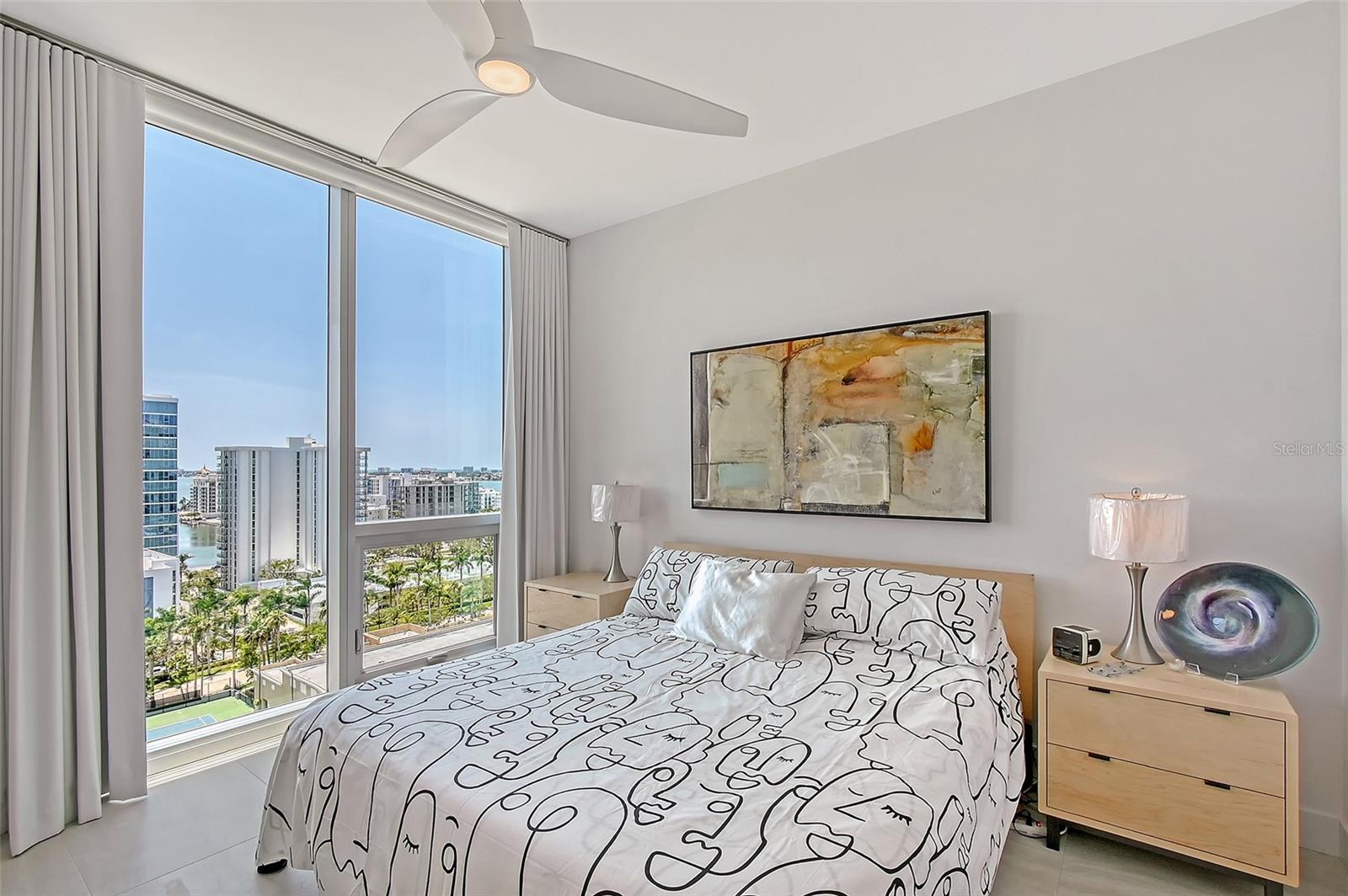 301 QUAY COMMONS #1208