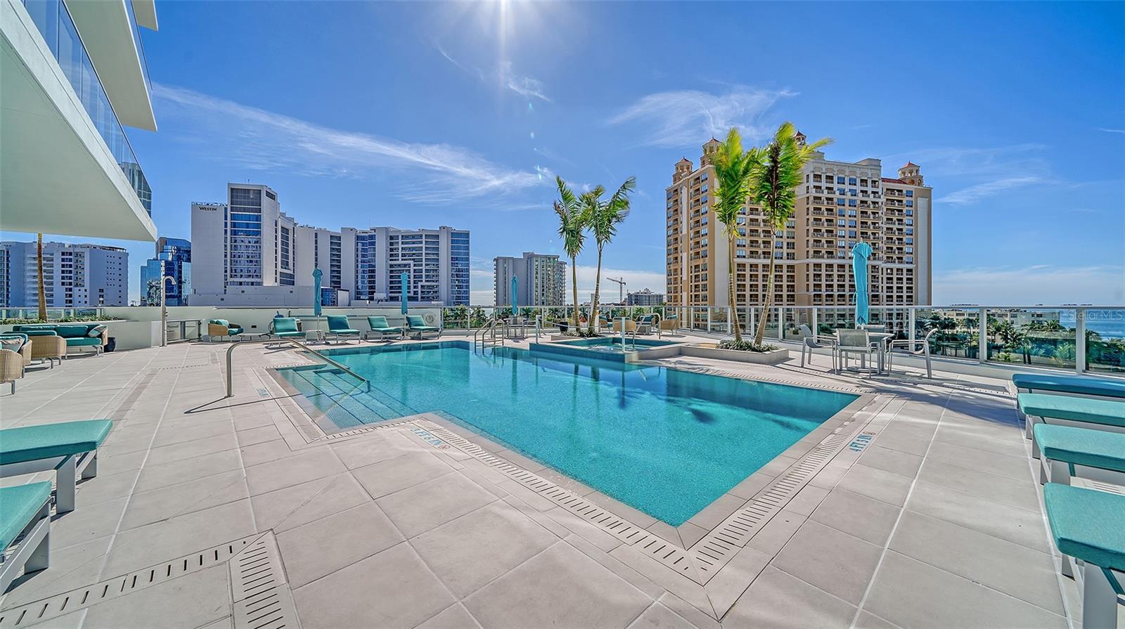 301 QUAY COMMONS #1208