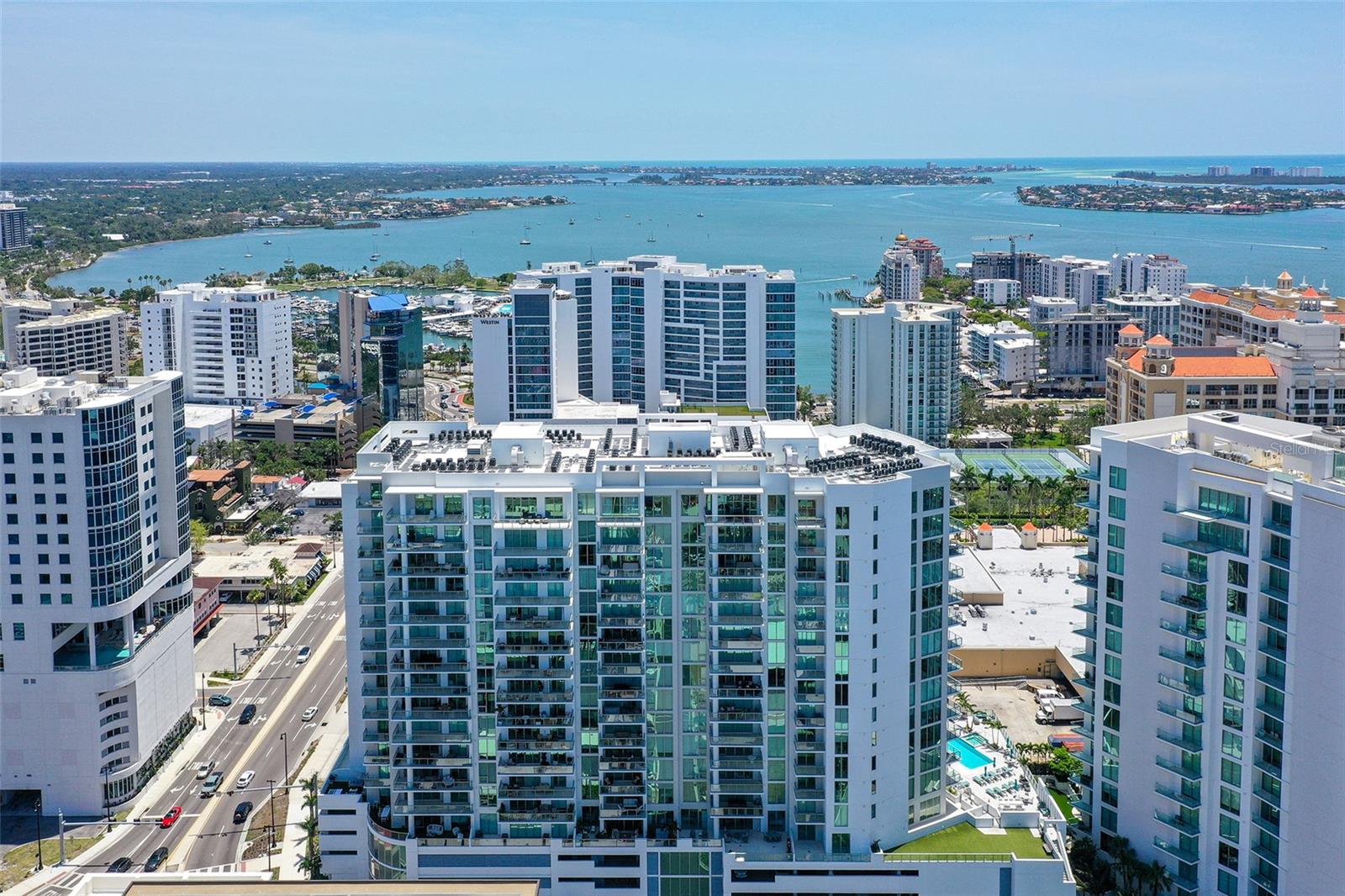 301 QUAY COMMONS #1208
