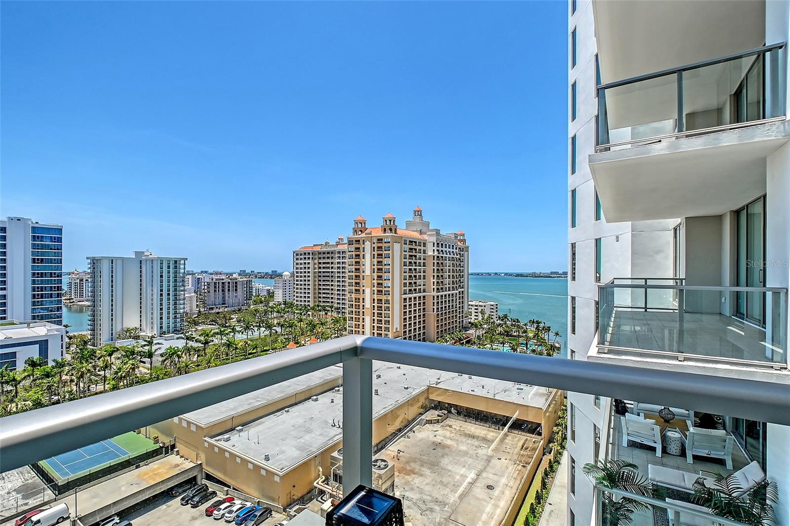 301 QUAY COMMONS #1208