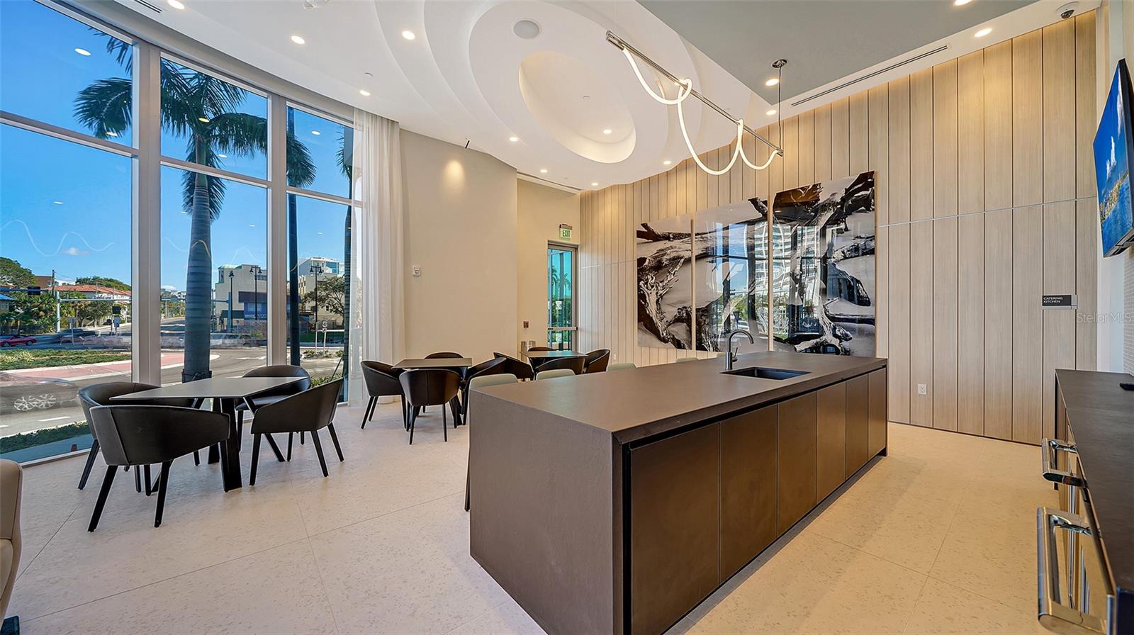 301 QUAY COMMONS #1208