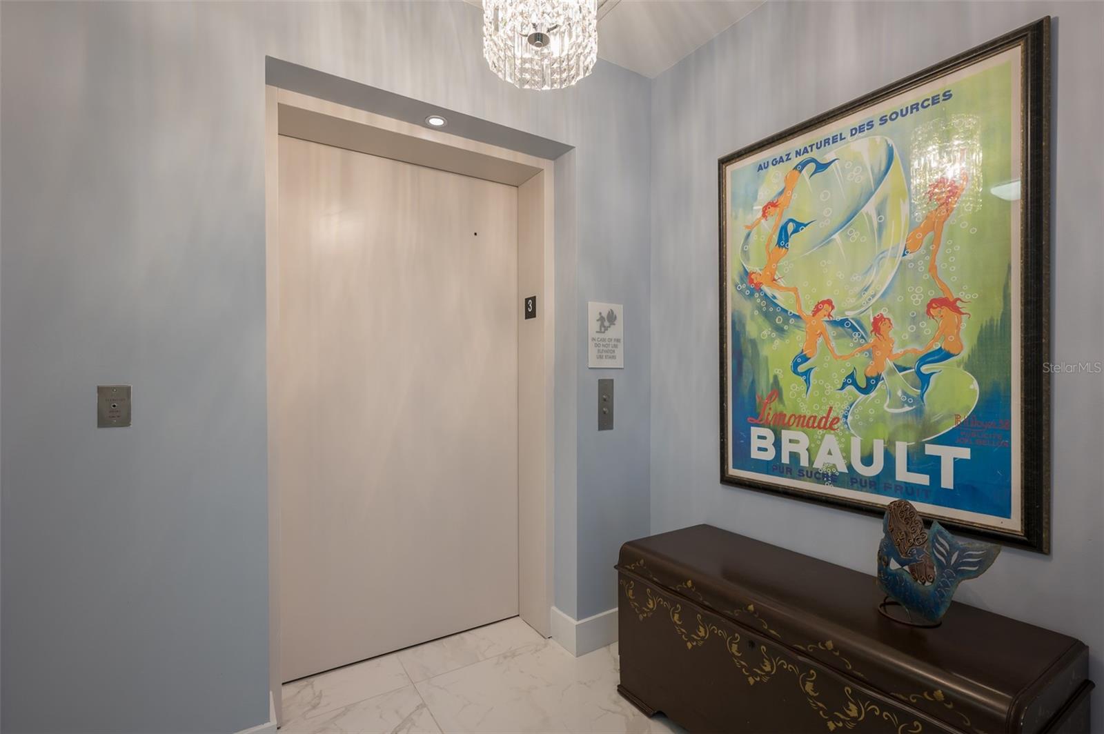 1155 N GULFSTREAM AVE #306