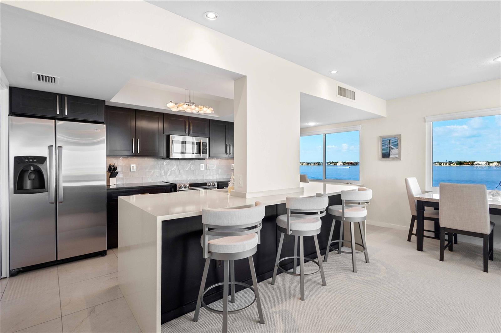 350 GOLDEN GATE PT #33