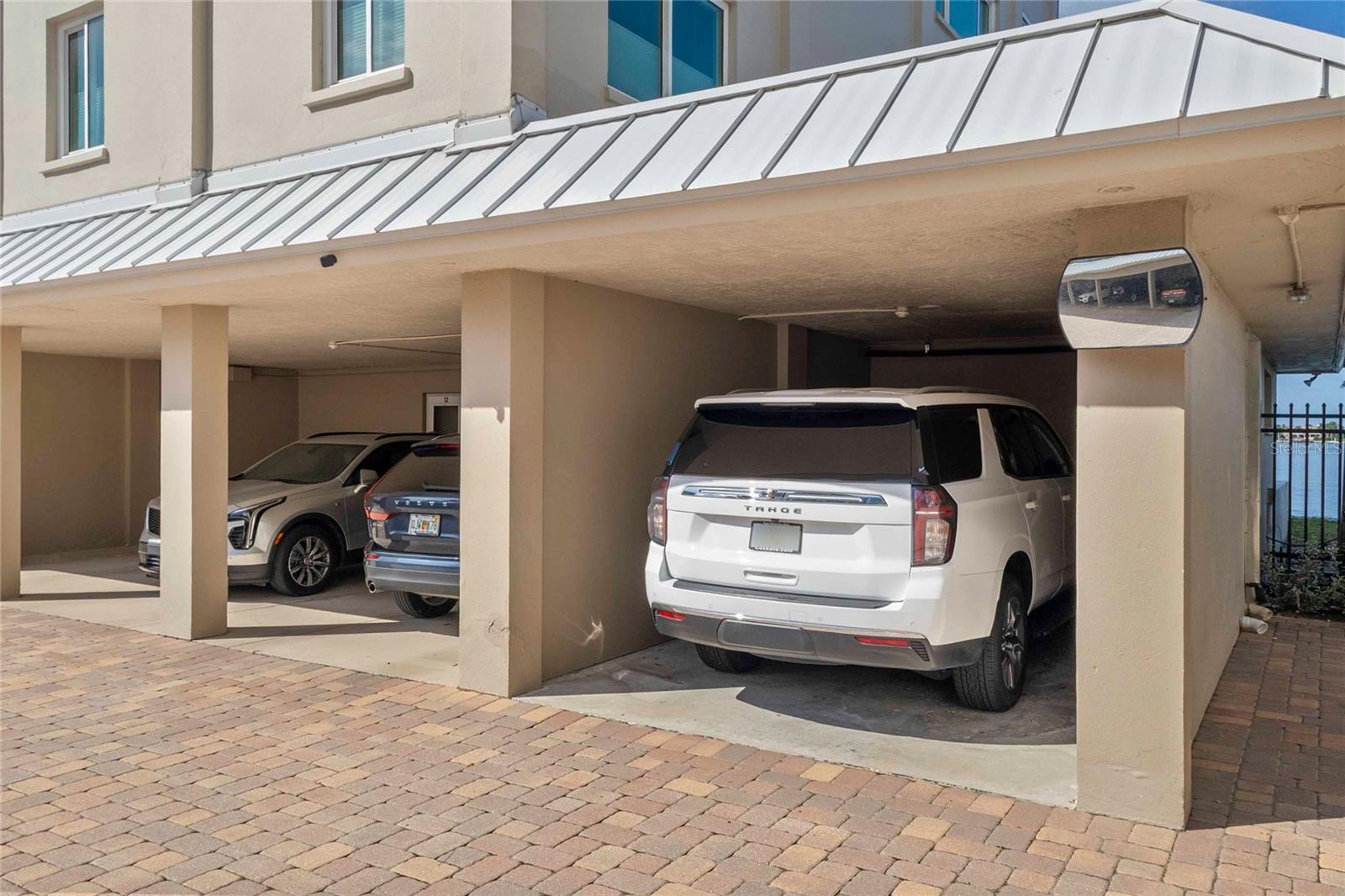 350 GOLDEN GATE PT #33