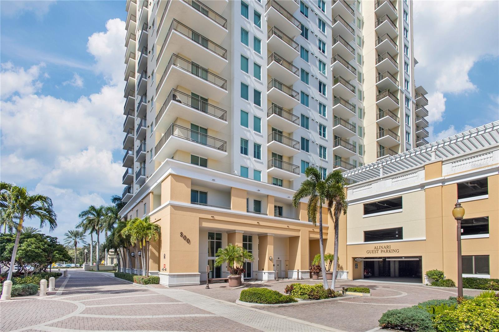 800 N TAMIAMI TRL #1203