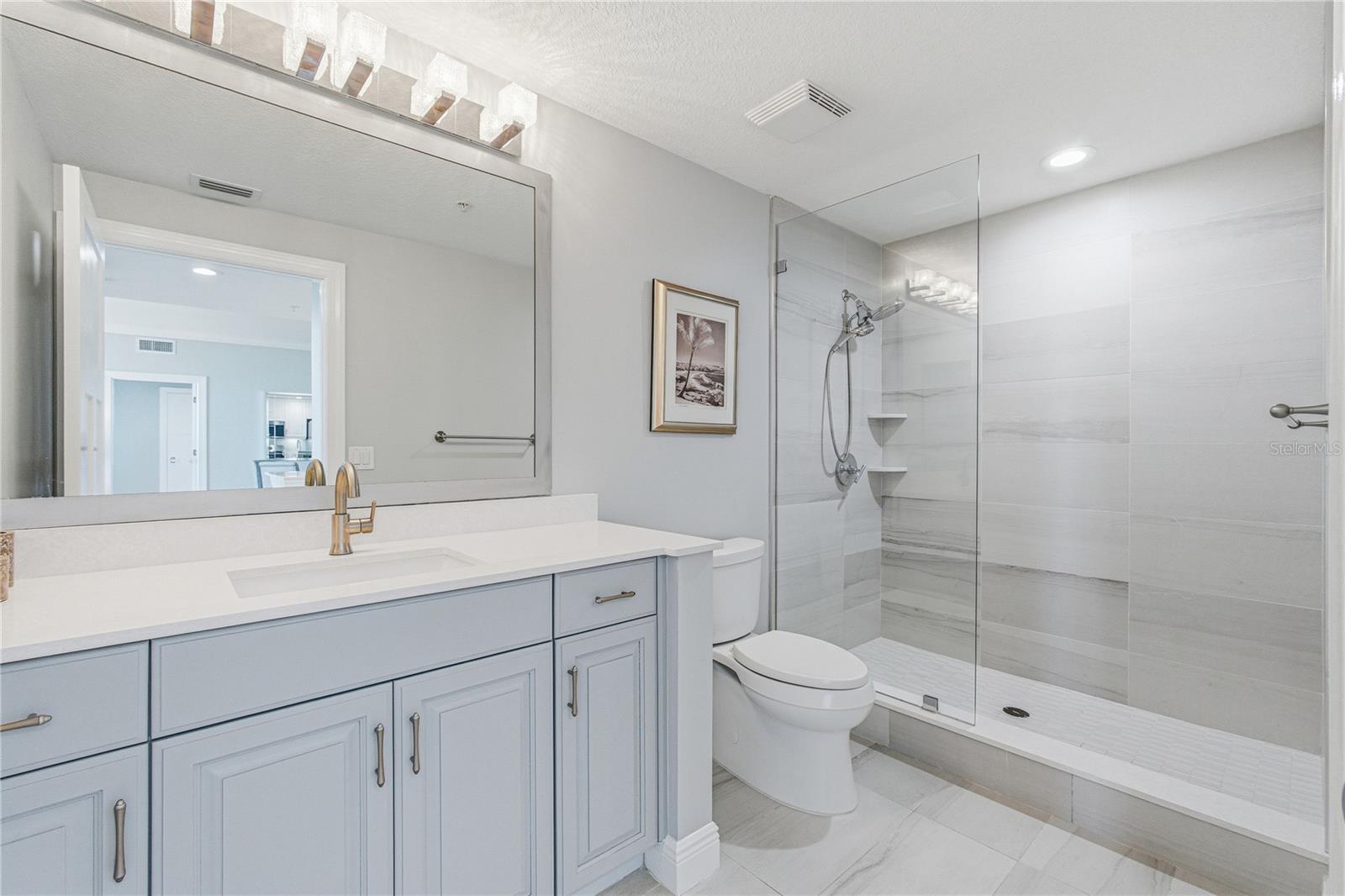 800 N TAMIAMI TRL #1203