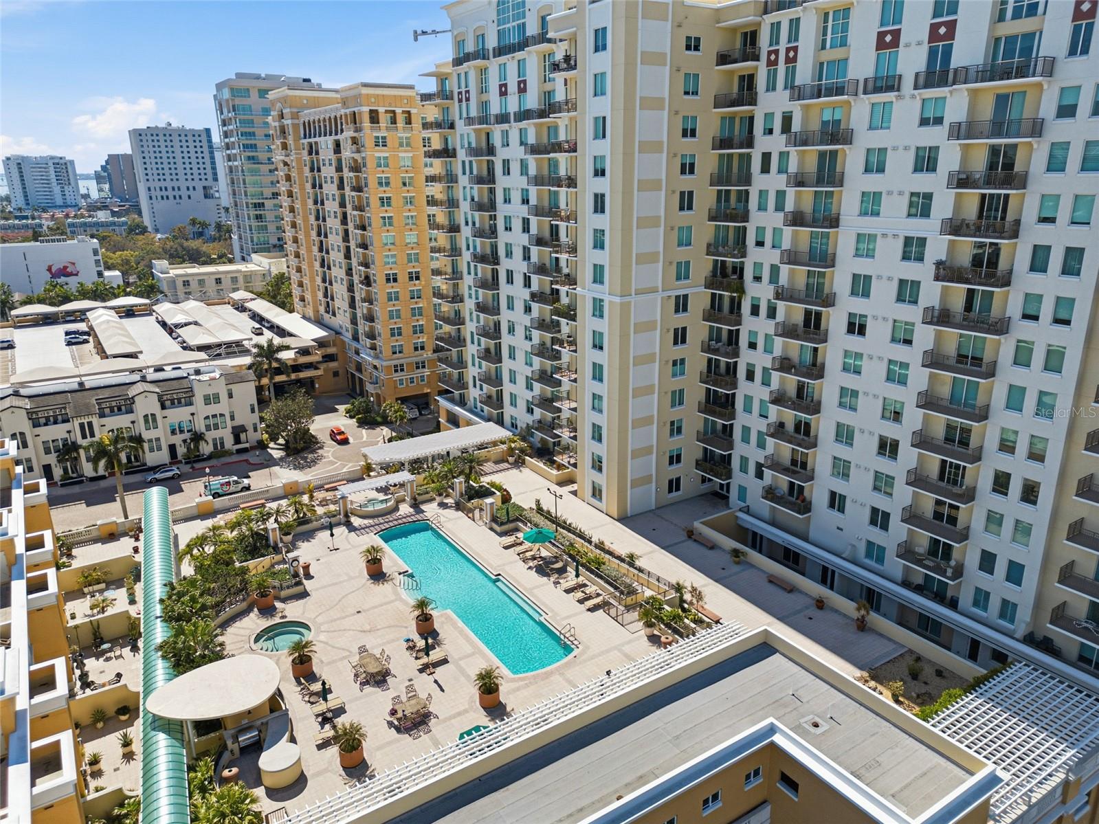 800 N TAMIAMI TRL #1203