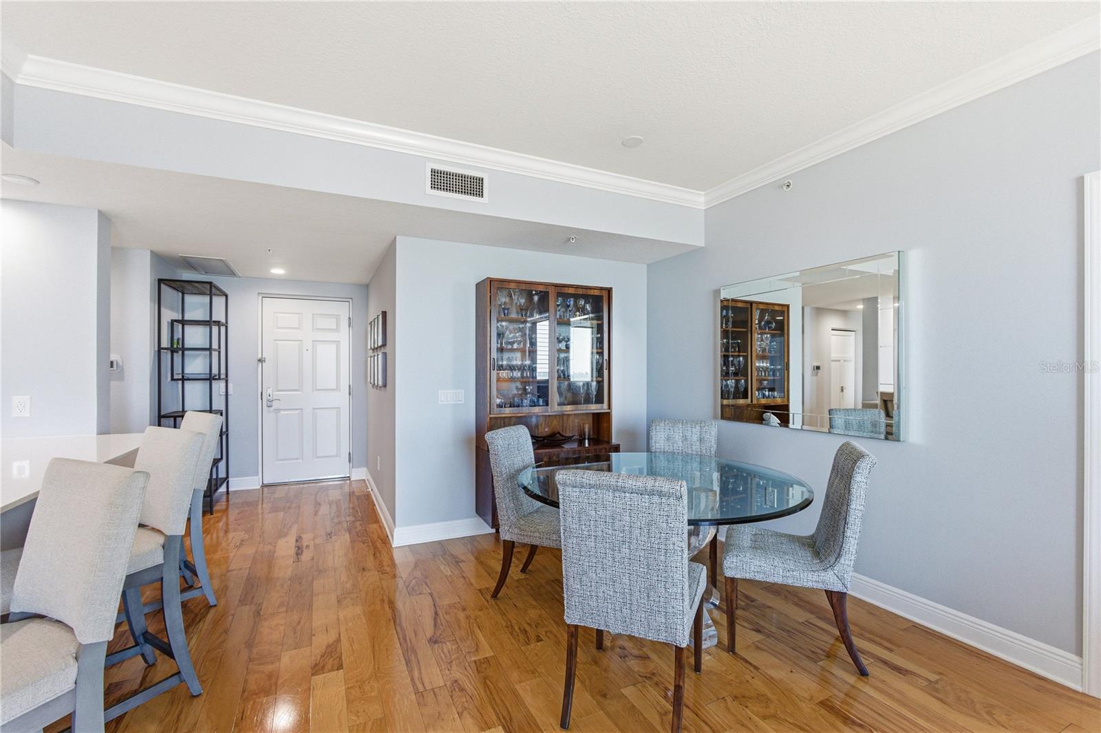 800 N TAMIAMI TRL #1203