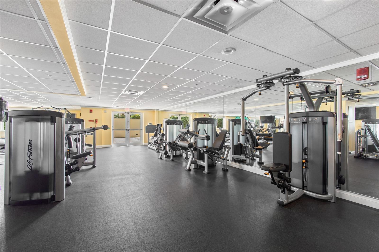 800 N TAMIAMI TRL #1203