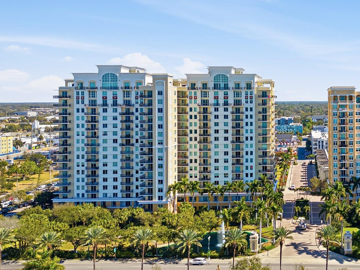 800 N TAMIAMI TRL #1203