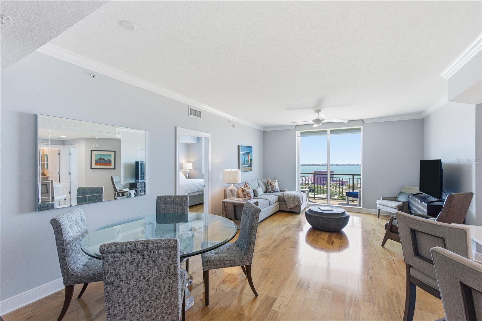 800 N TAMIAMI TRL #1203