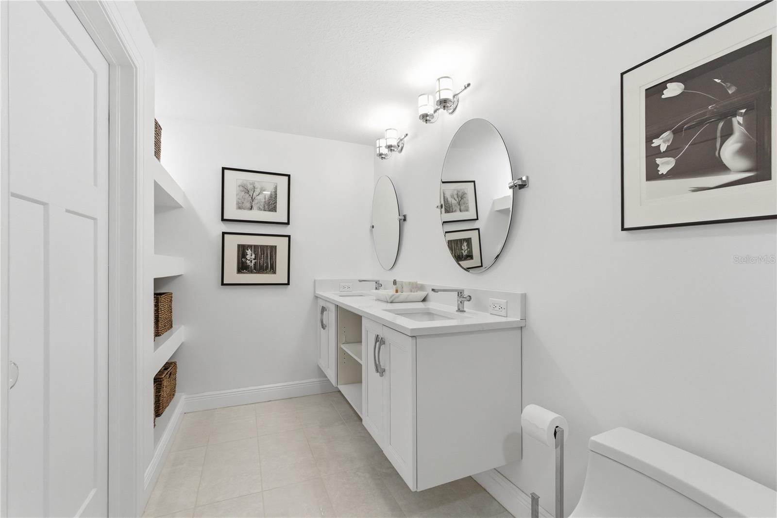 800 N TAMIAMI TRL #1203