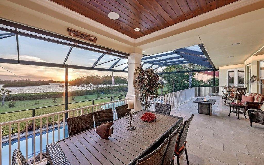 14401 MASTHEAD DR