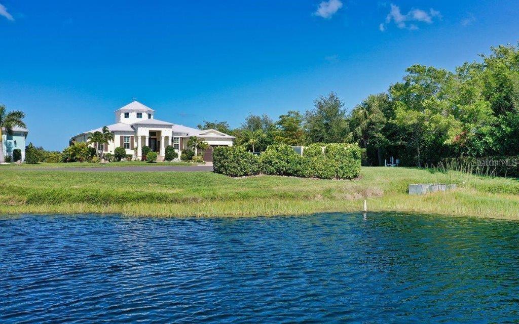 14401 MASTHEAD DR