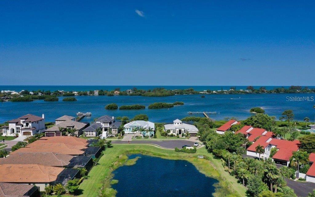 14401 MASTHEAD DR
