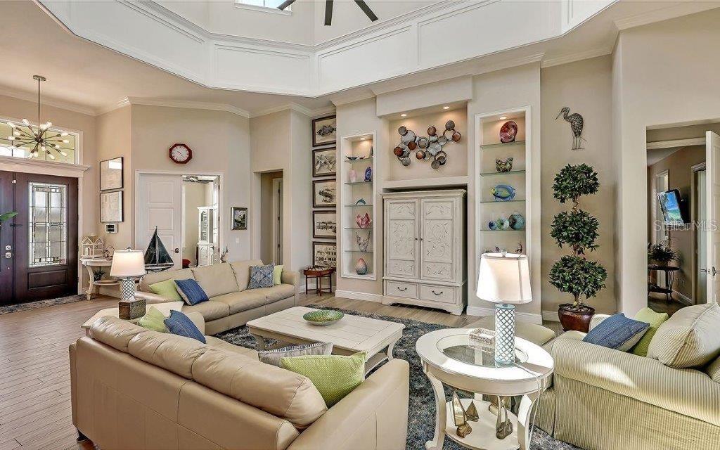 14401 MASTHEAD DR