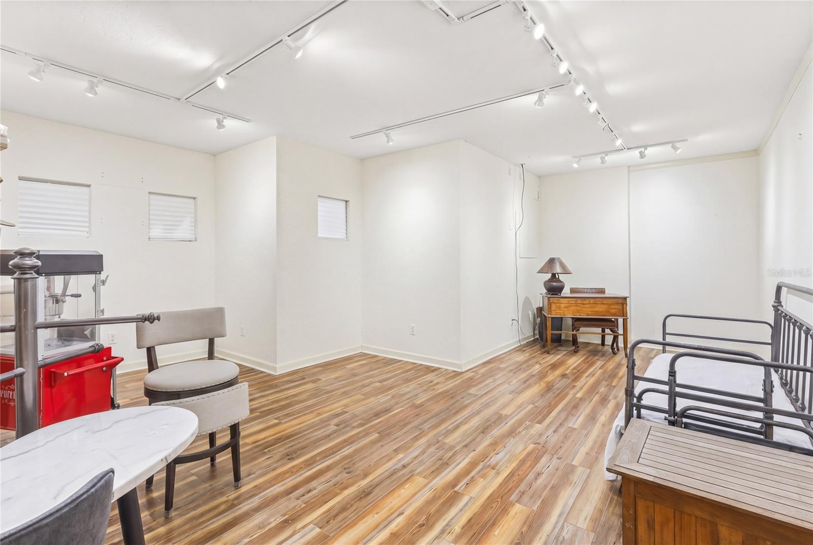 7158 HAWKS HARBOR CIR