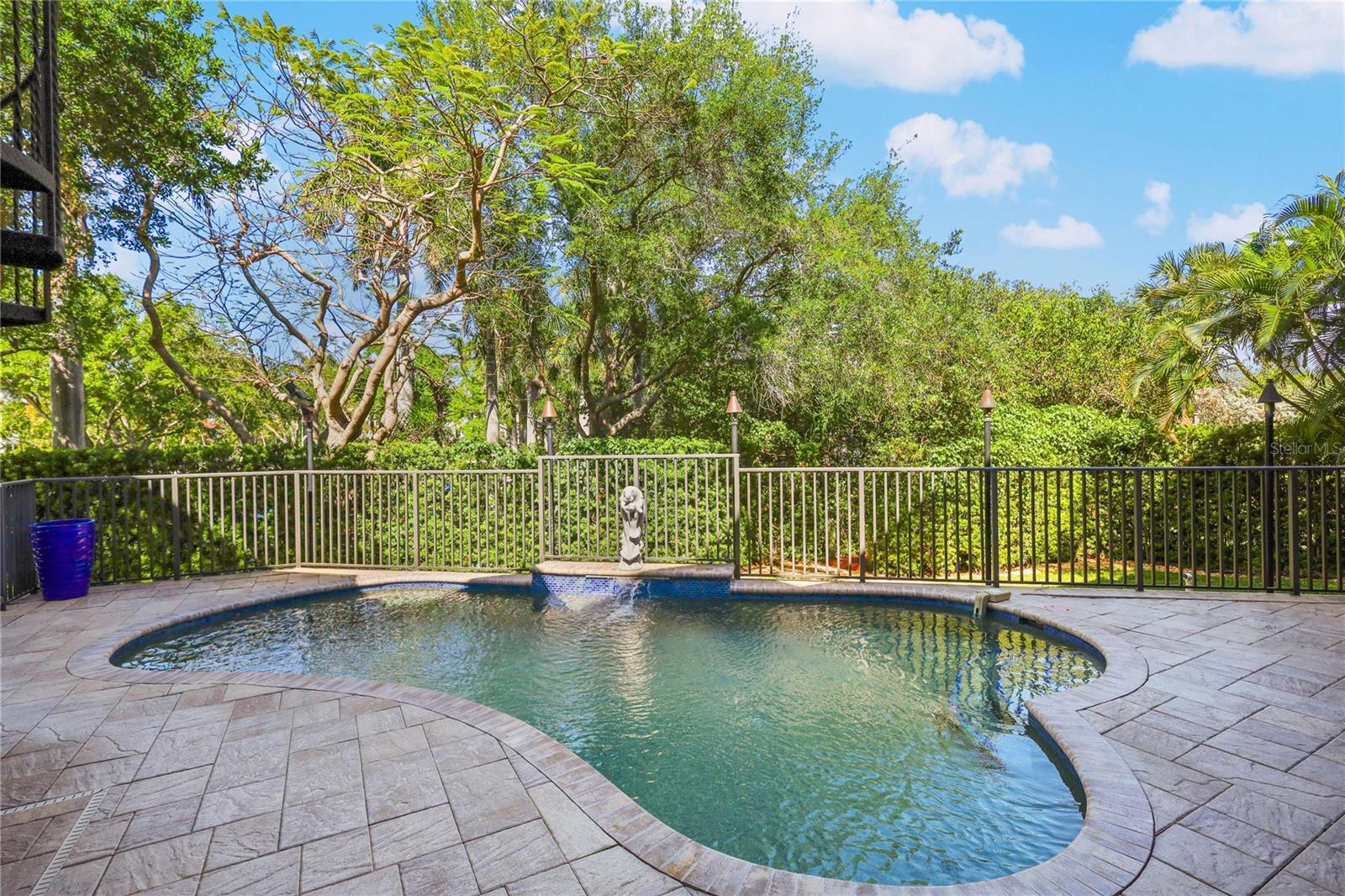 7158 HAWKS HARBOR CIR