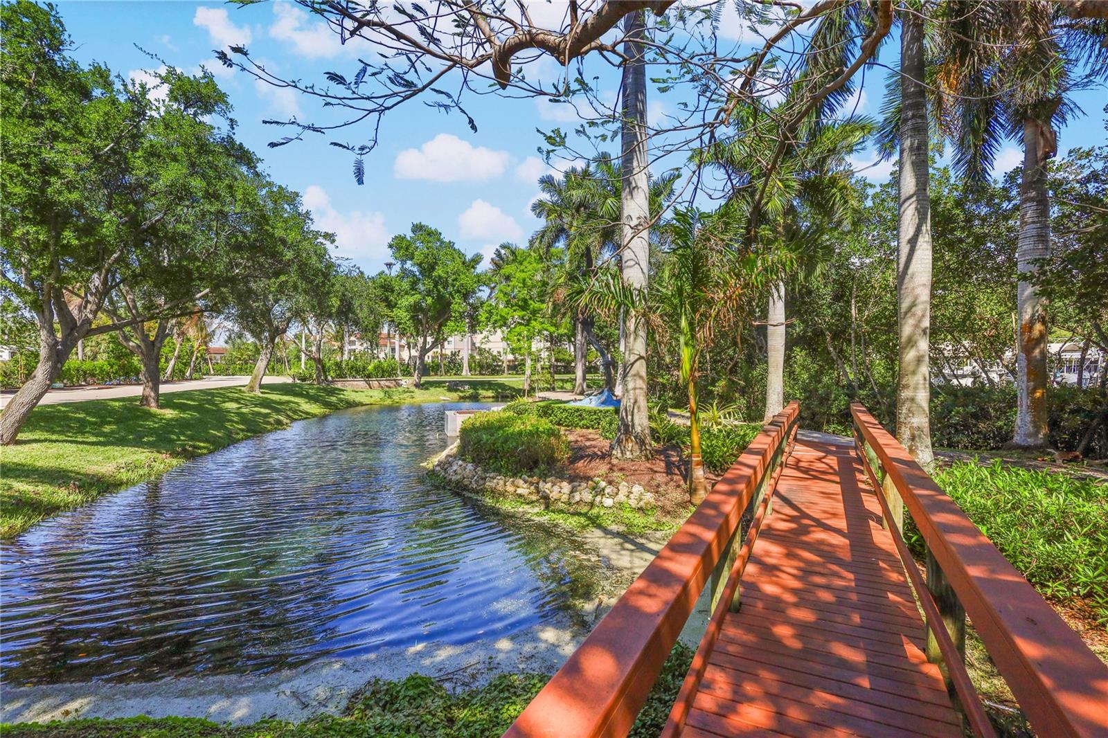 7158 HAWKS HARBOR CIR