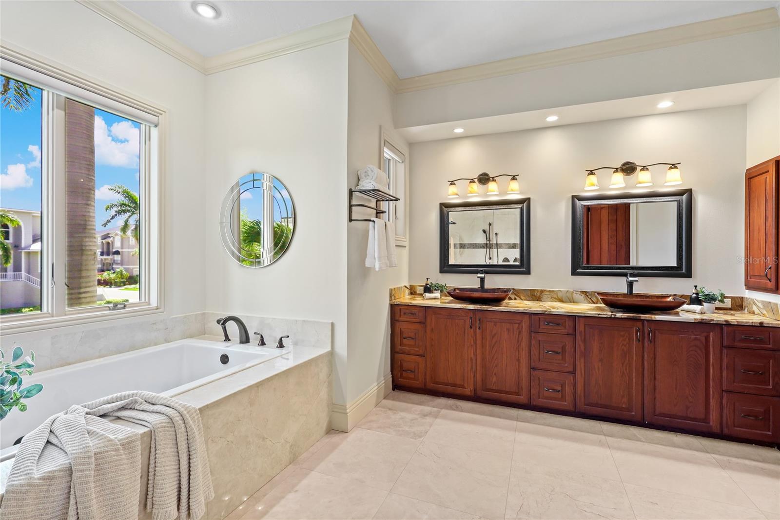 7158 HAWKS HARBOR CIR