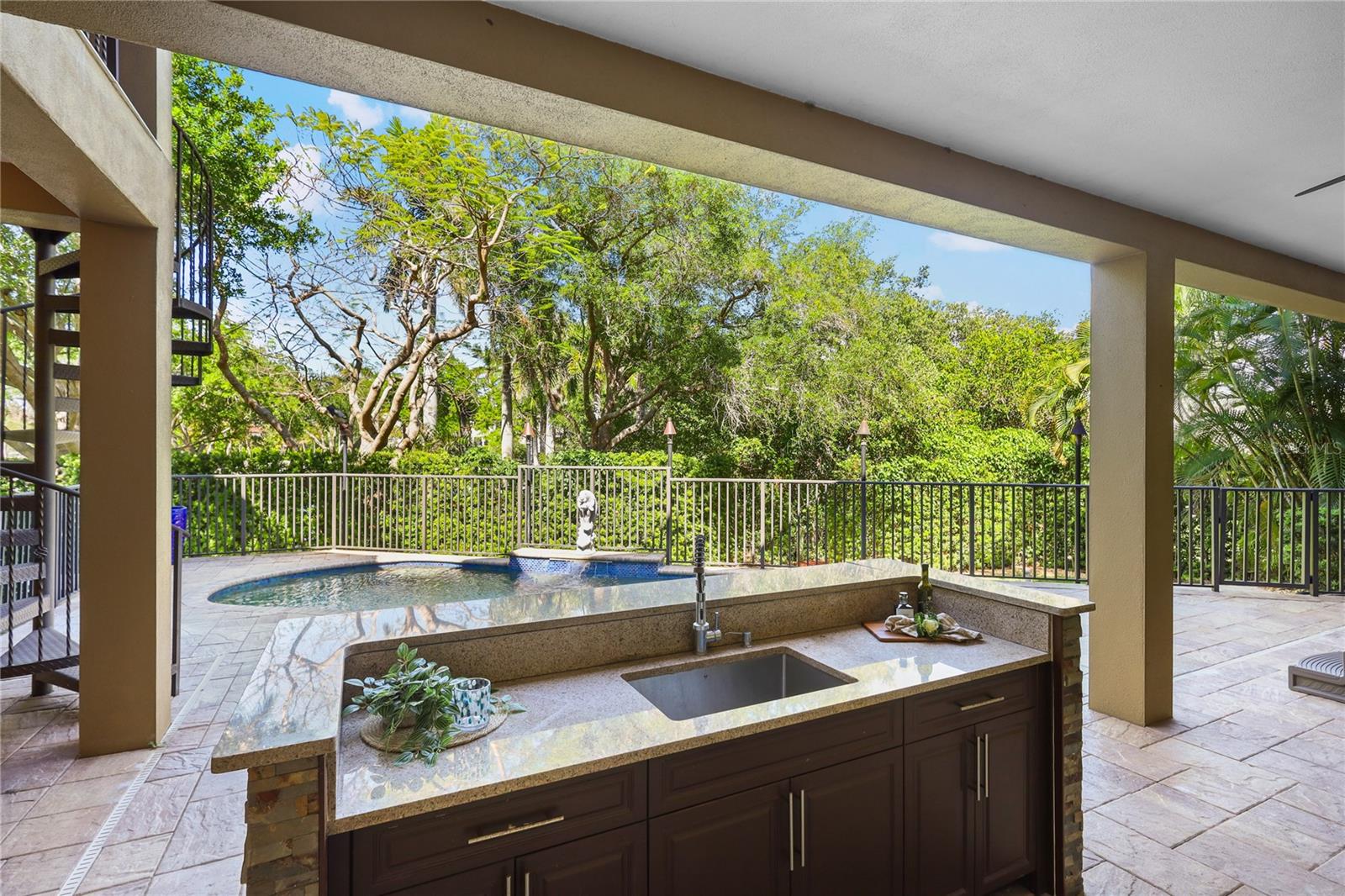 7158 HAWKS HARBOR CIR