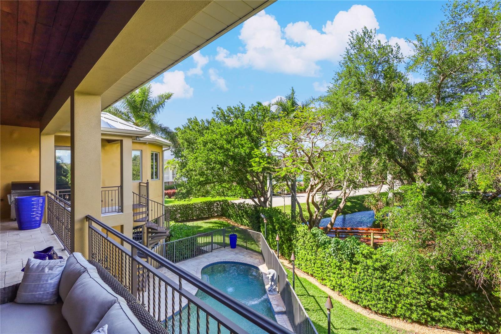 7158 HAWKS HARBOR CIR