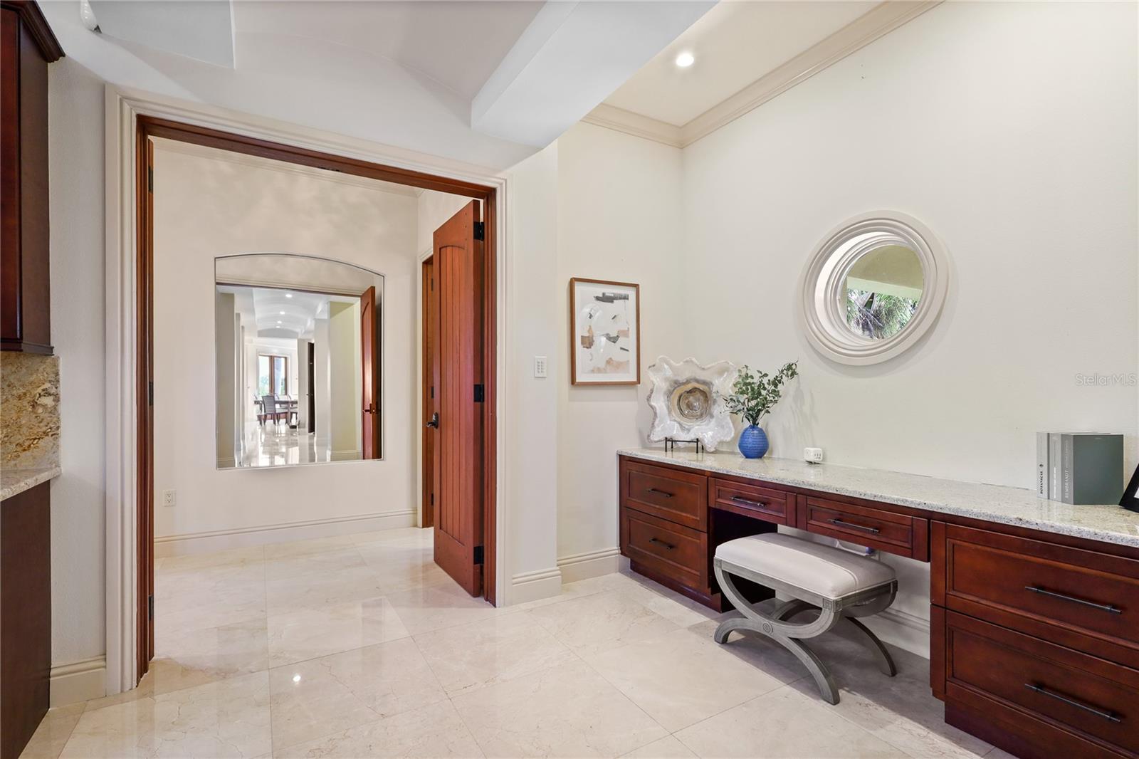 7158 HAWKS HARBOR CIR