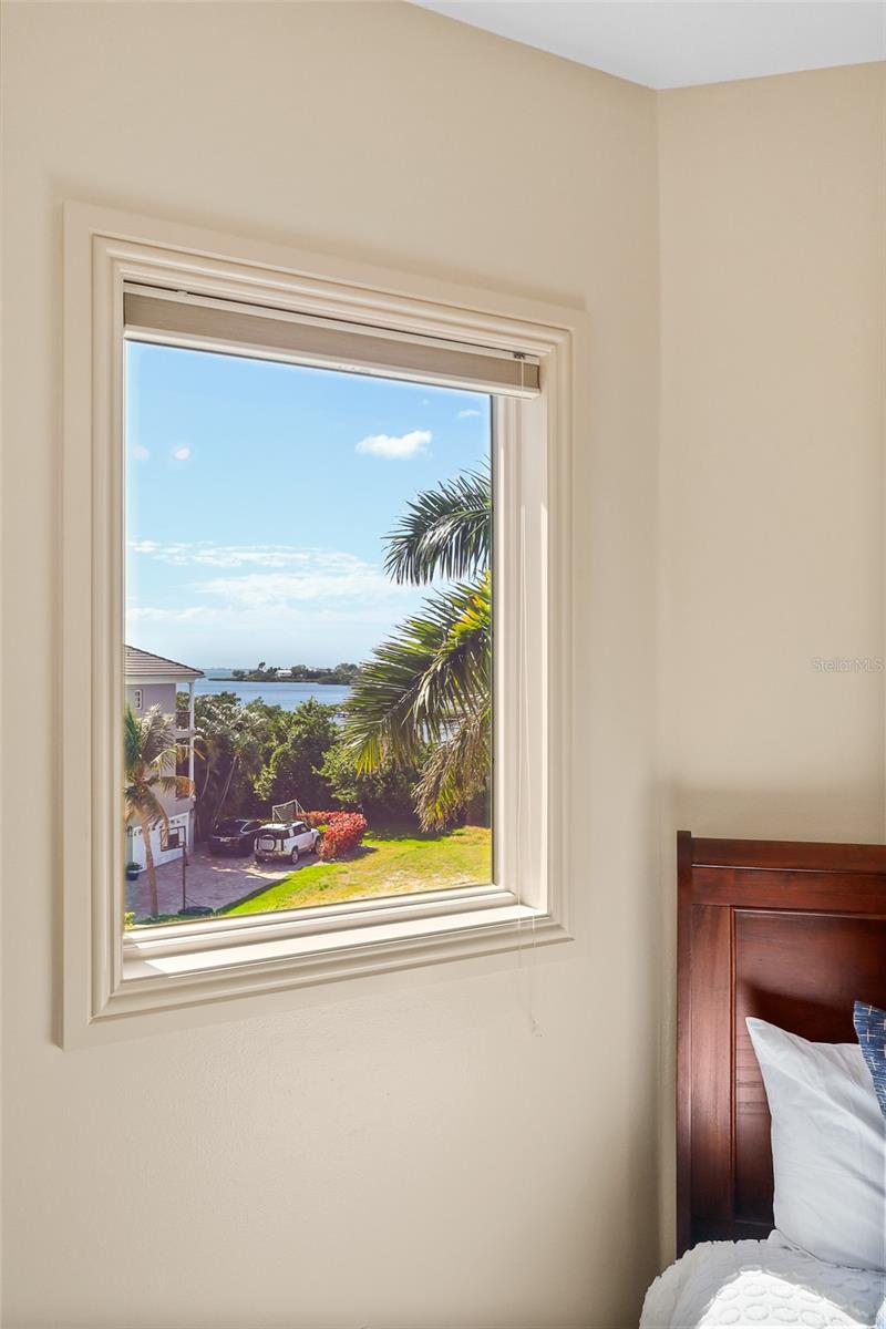 7158 HAWKS HARBOR CIR