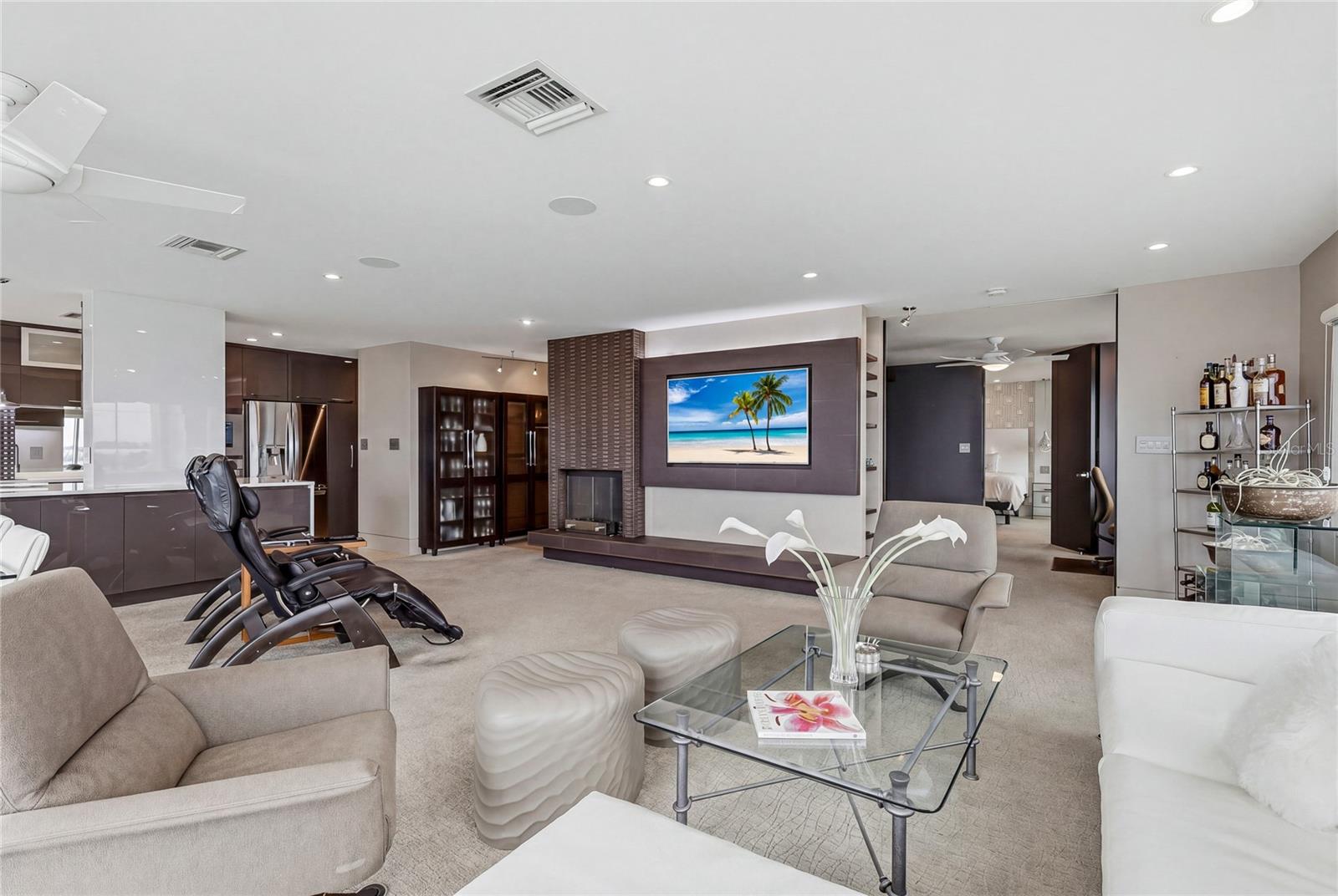 350 GOLDEN GATE PT #51