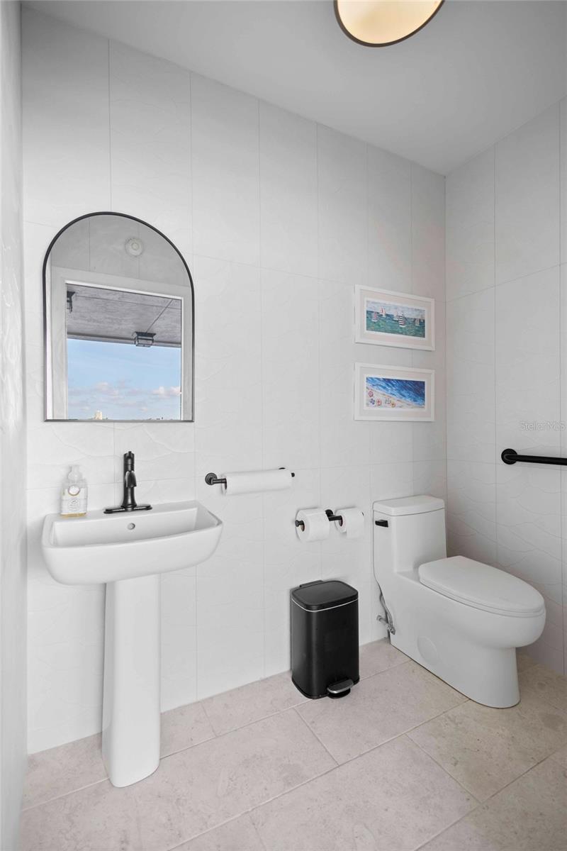 350 GOLDEN GATE PT #51