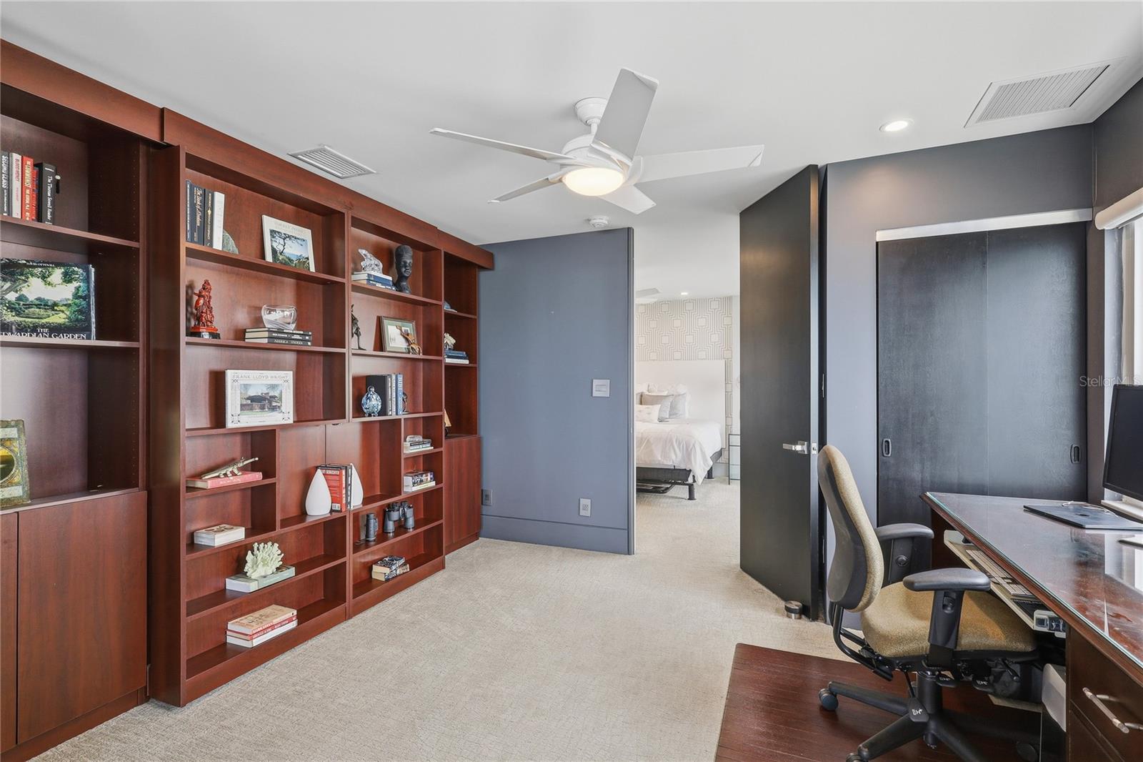 350 GOLDEN GATE PT #51