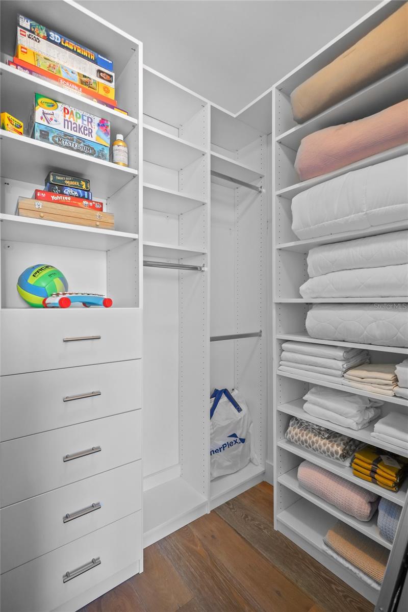 1155 N GULFSTREAM AVE #306