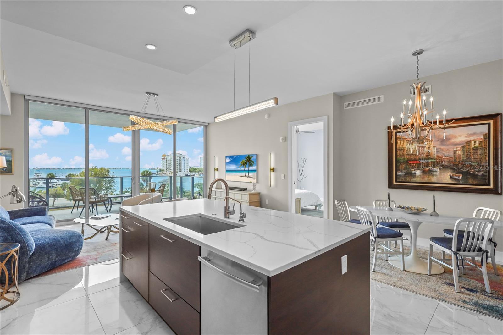 1155 N GULFSTREAM AVE #306