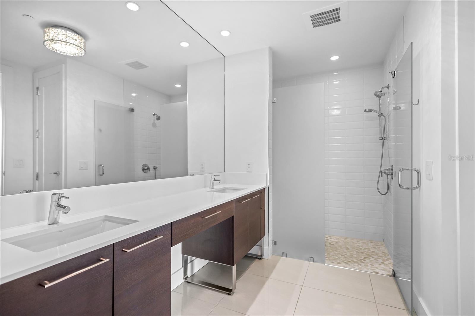 1155 N GULFSTREAM AVE #306