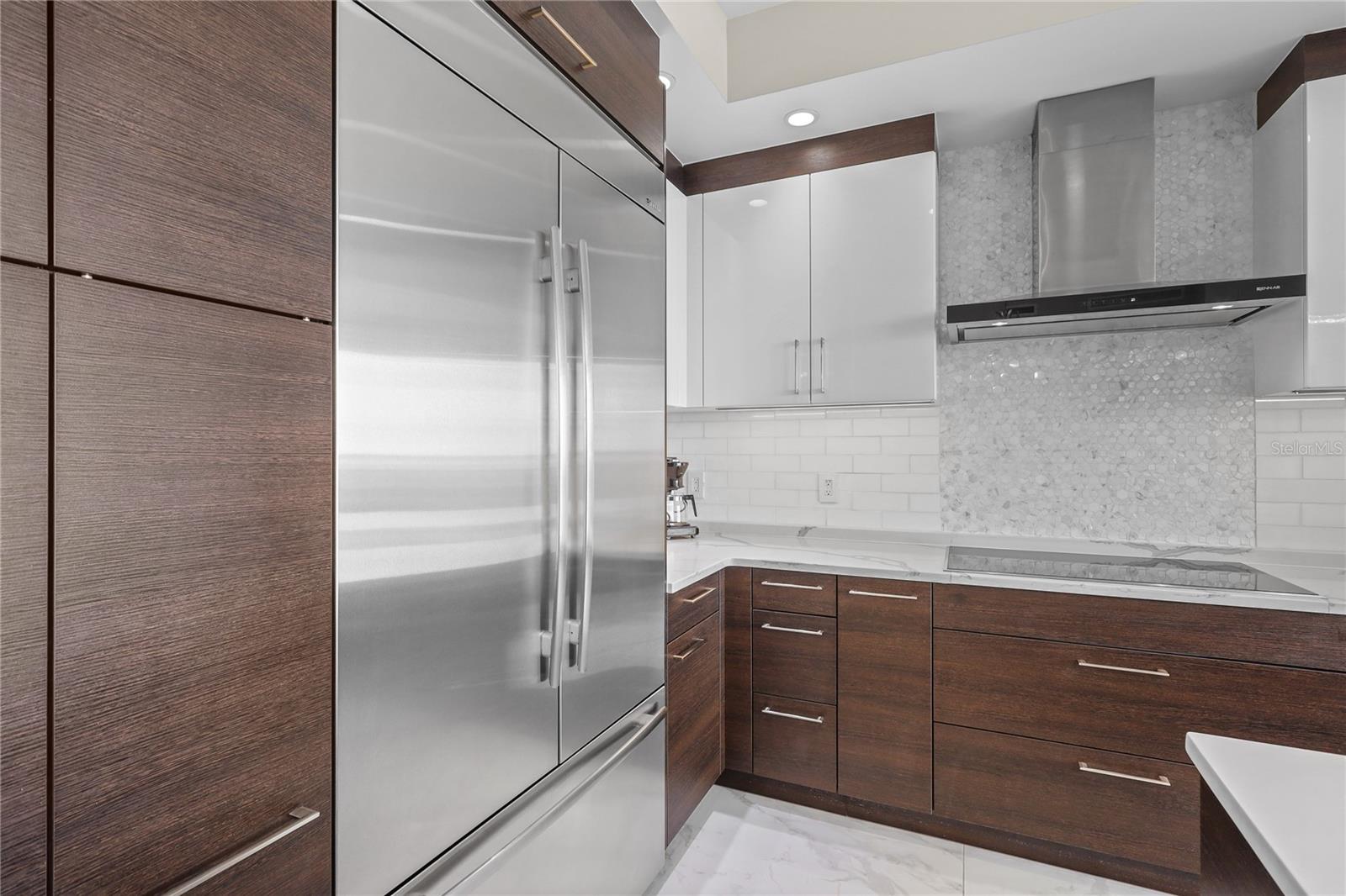 1155 N GULFSTREAM AVE #306