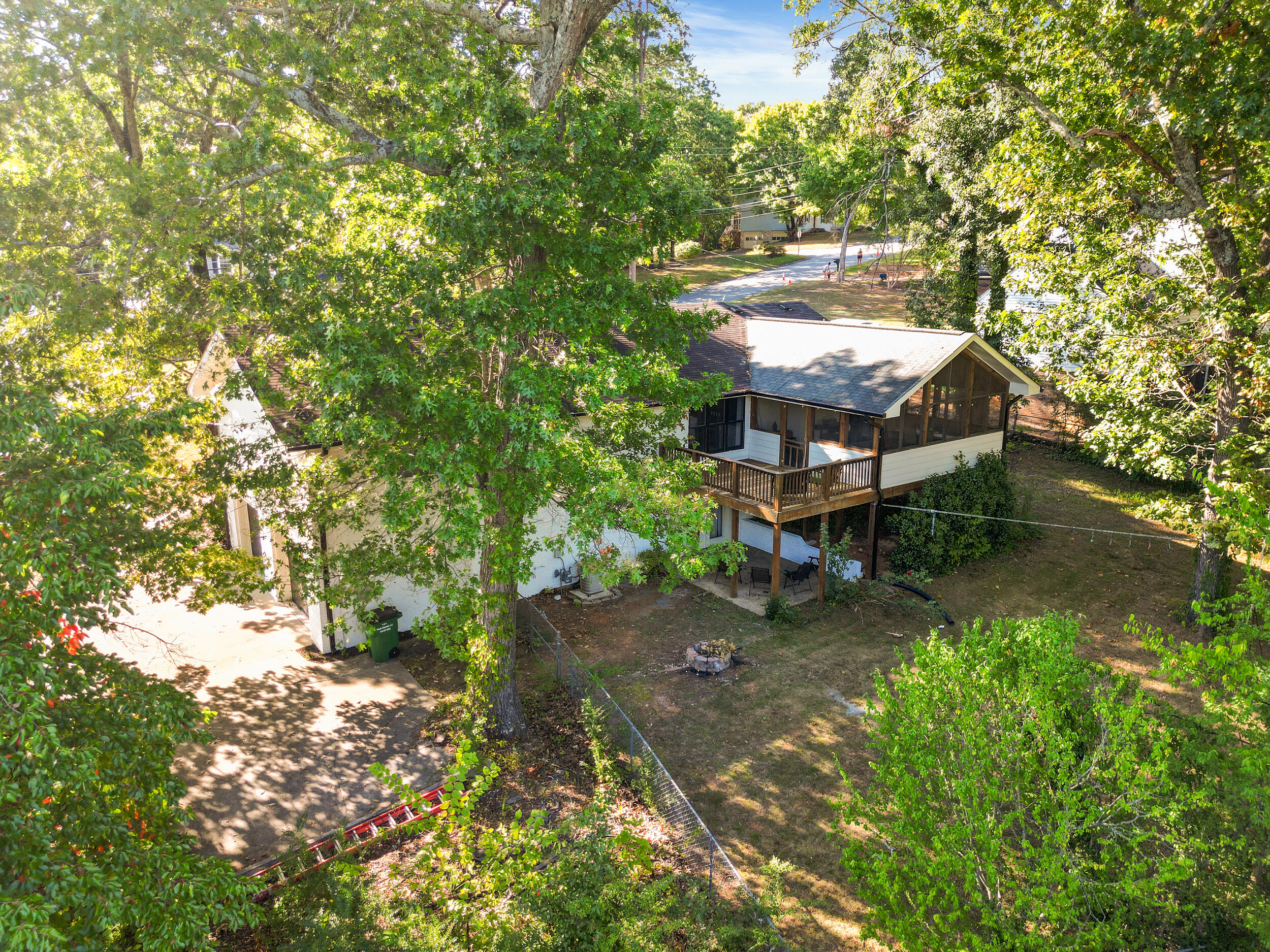 1925 Rock Bluff Road