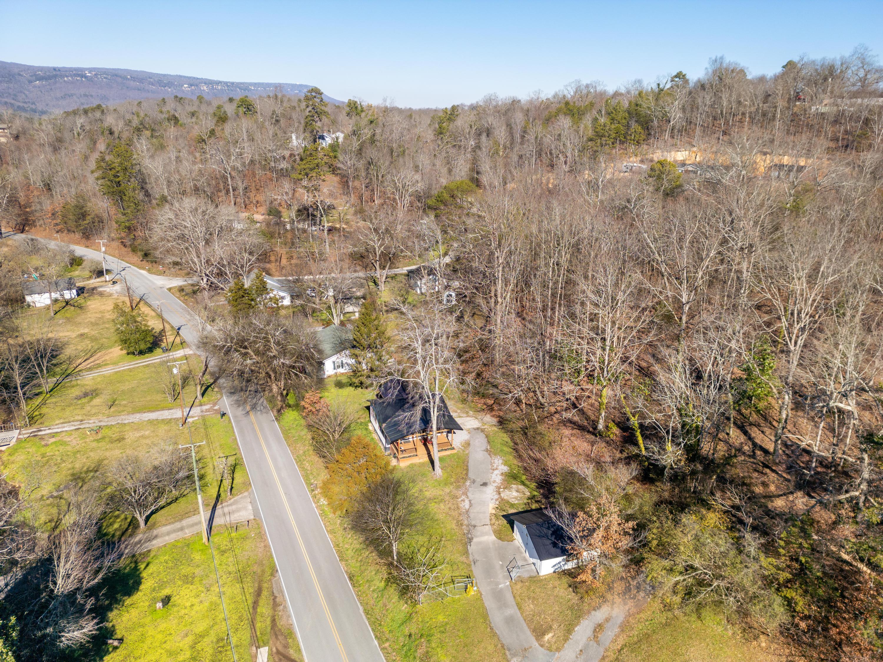 351 W Schmitt Road