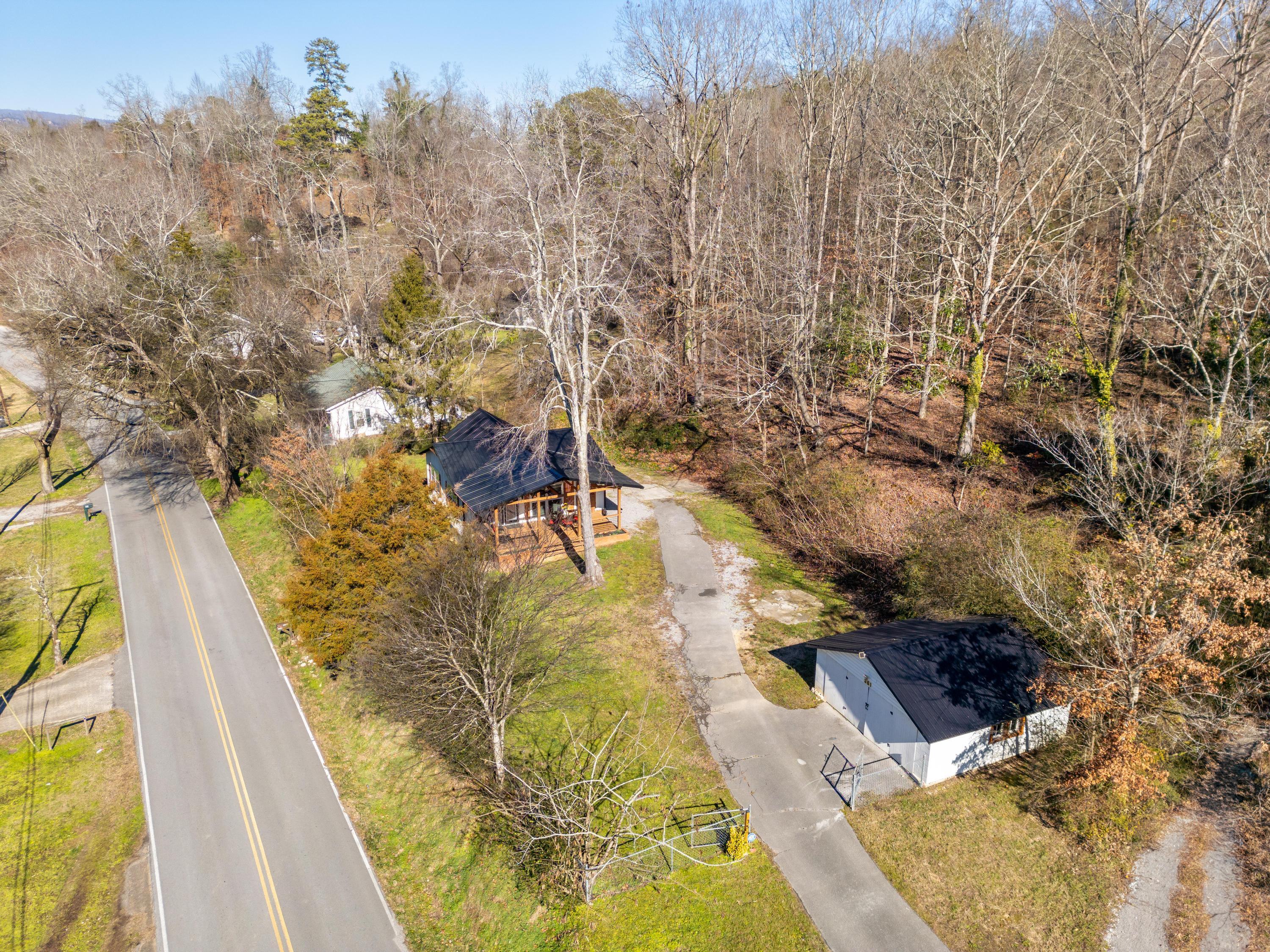 351 W Schmitt Road