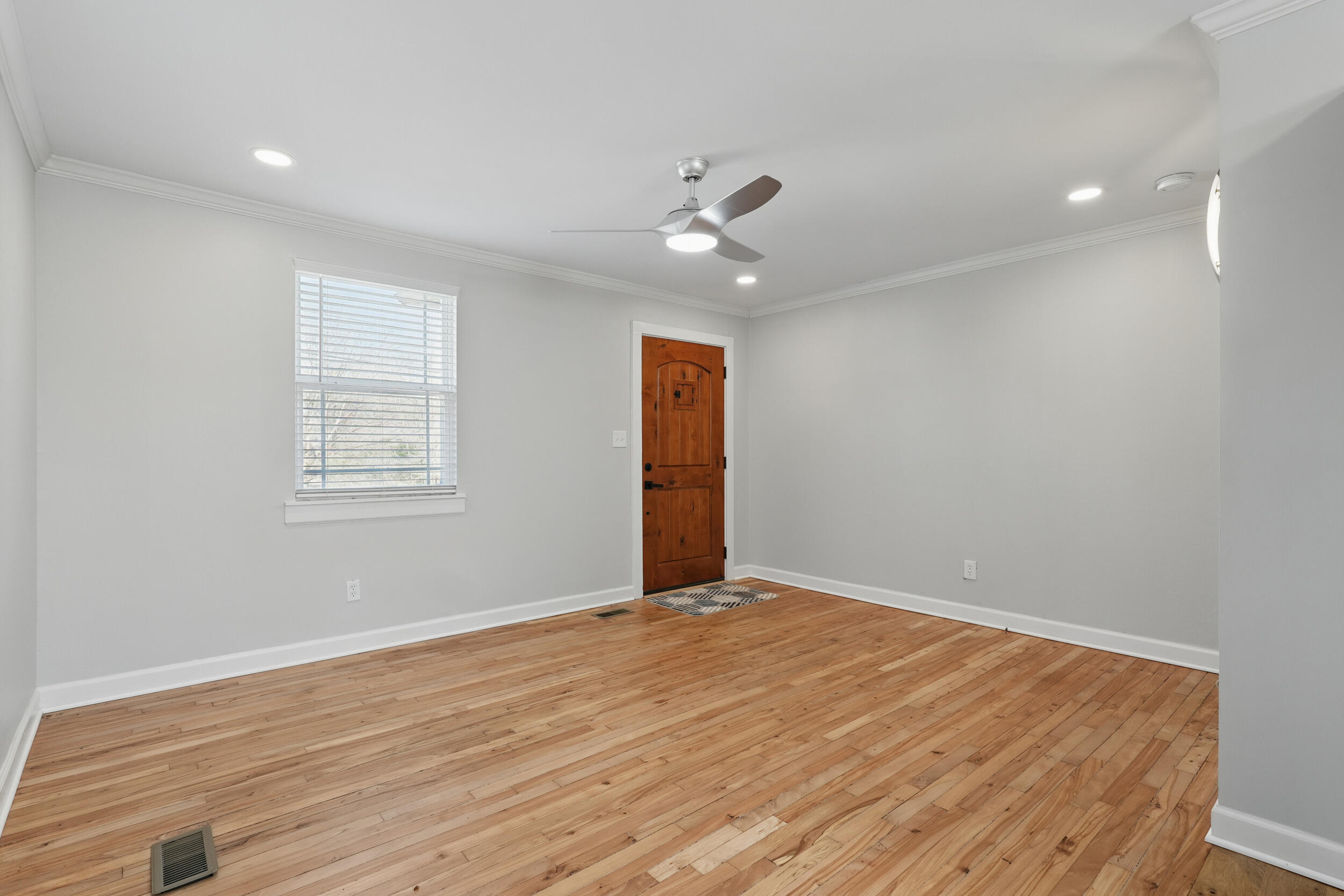 1708 Strawberry Lane