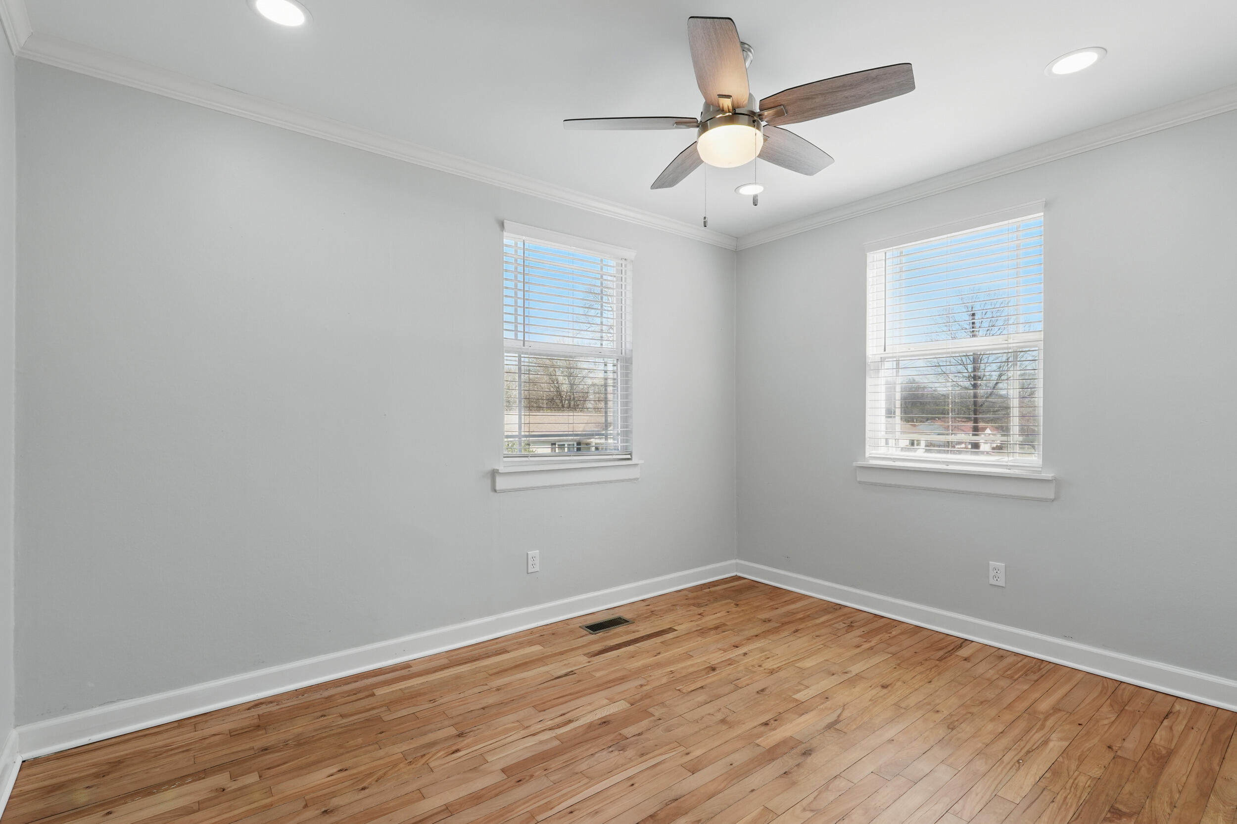 1708 Strawberry Lane