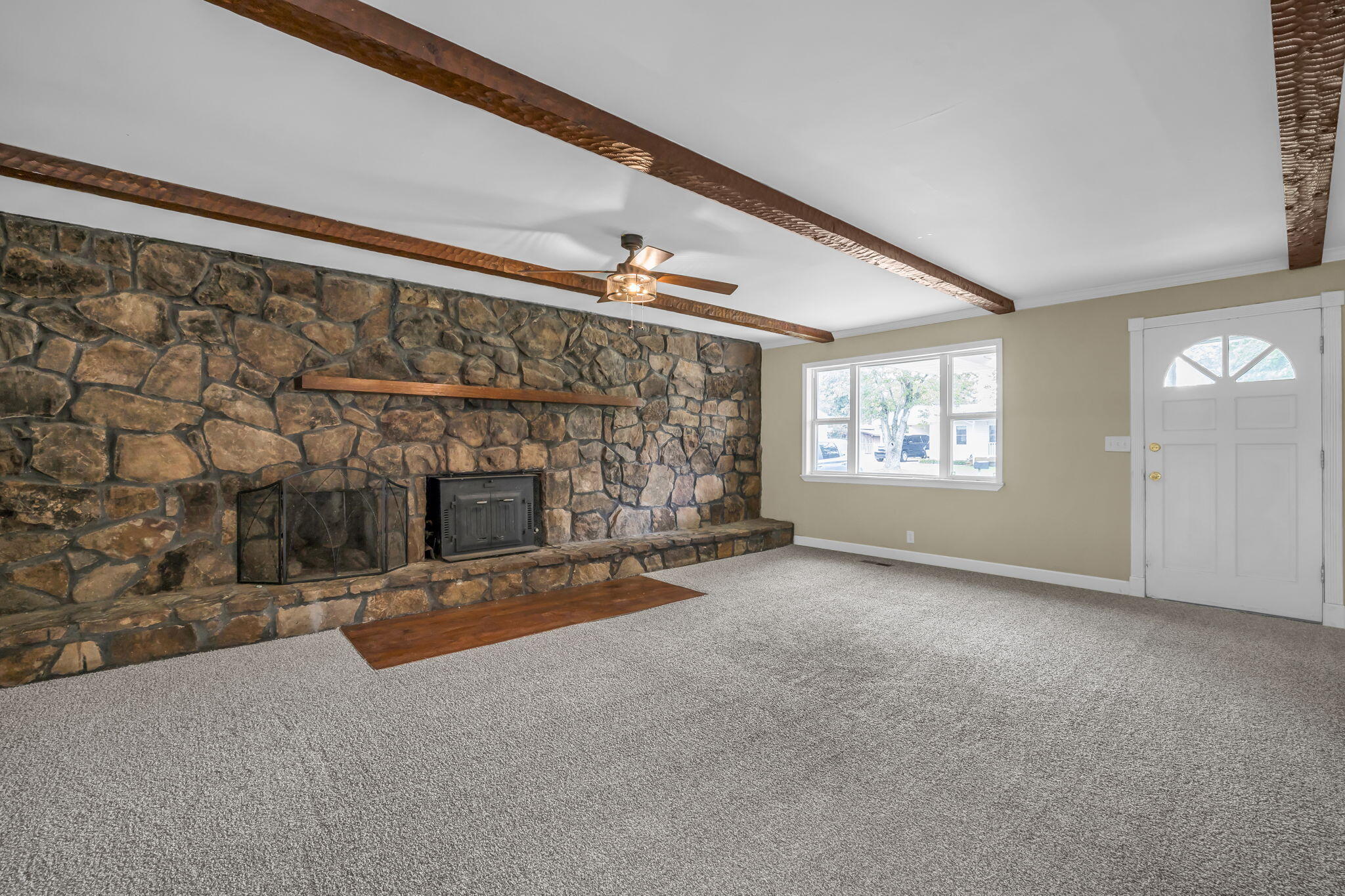 132 Meadowview Lane