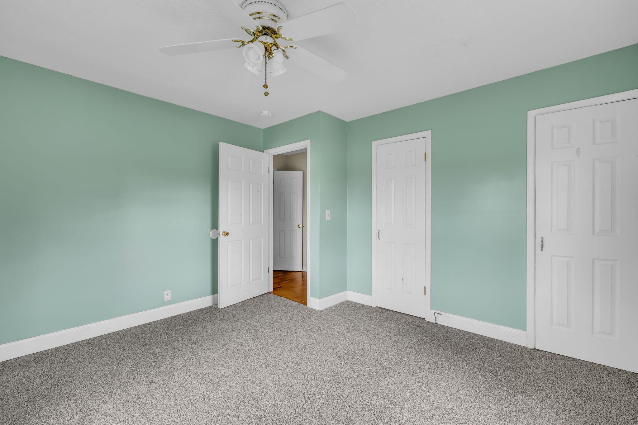 132 Meadowview Lane