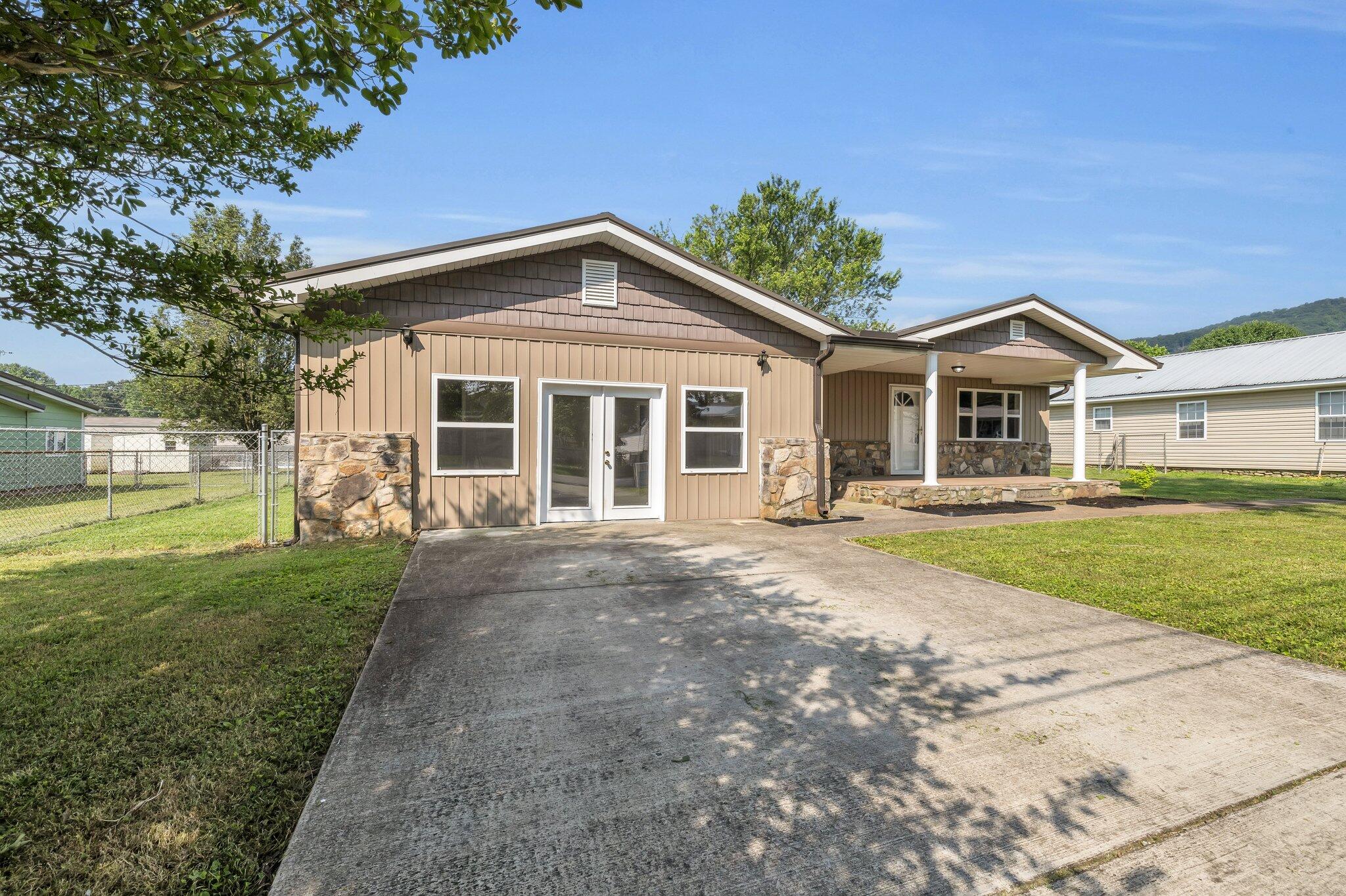 132 Meadowview Lane