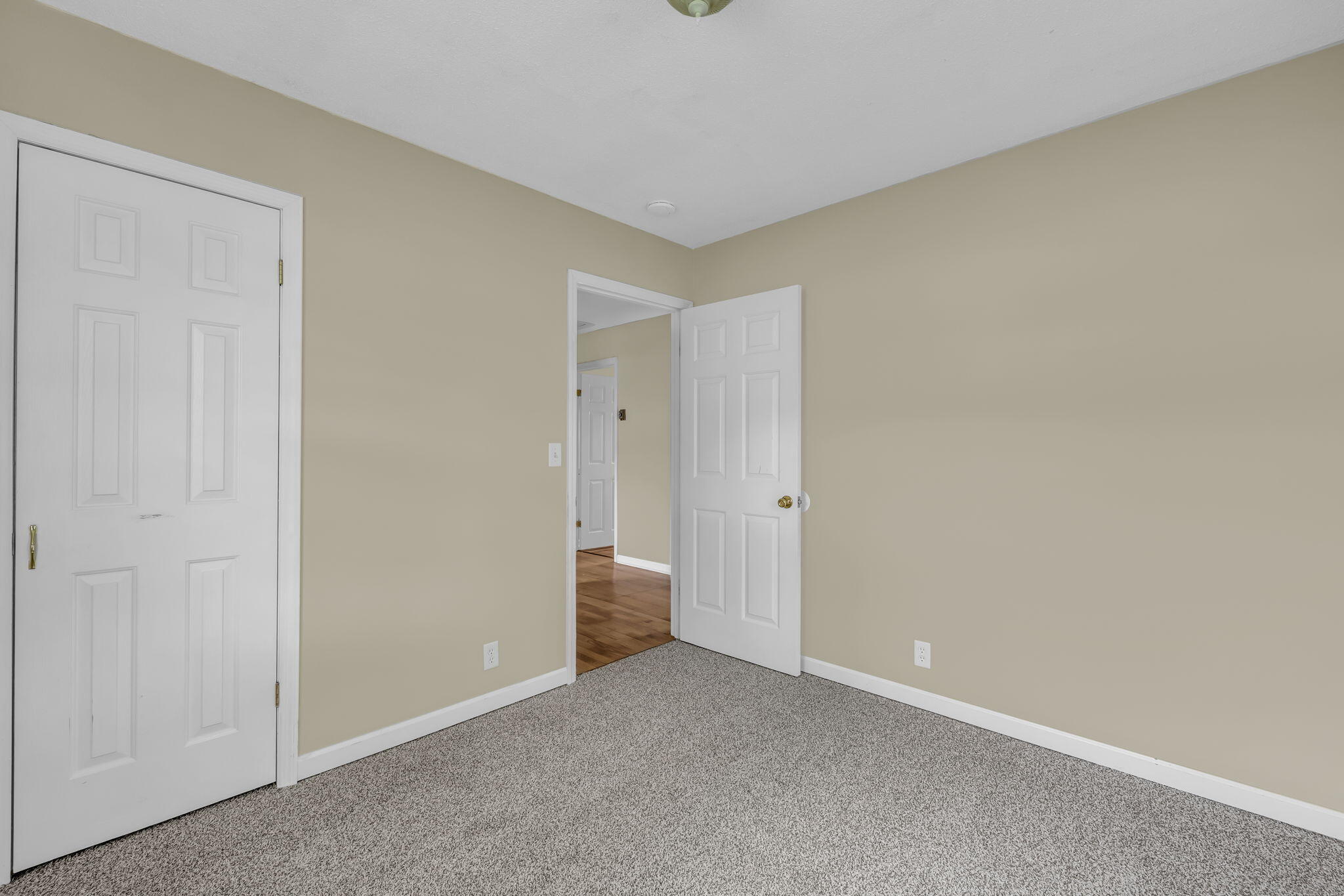 132 Meadowview Lane