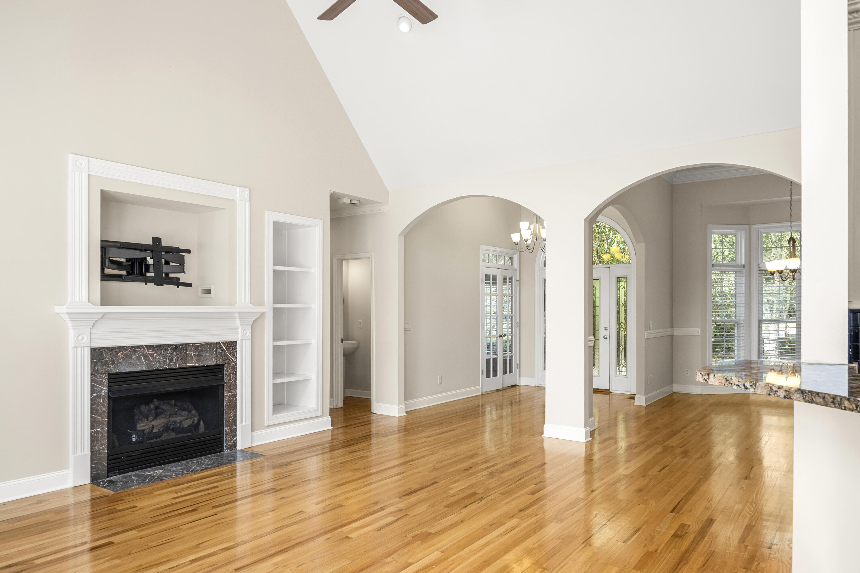 902 Cattails Drive
