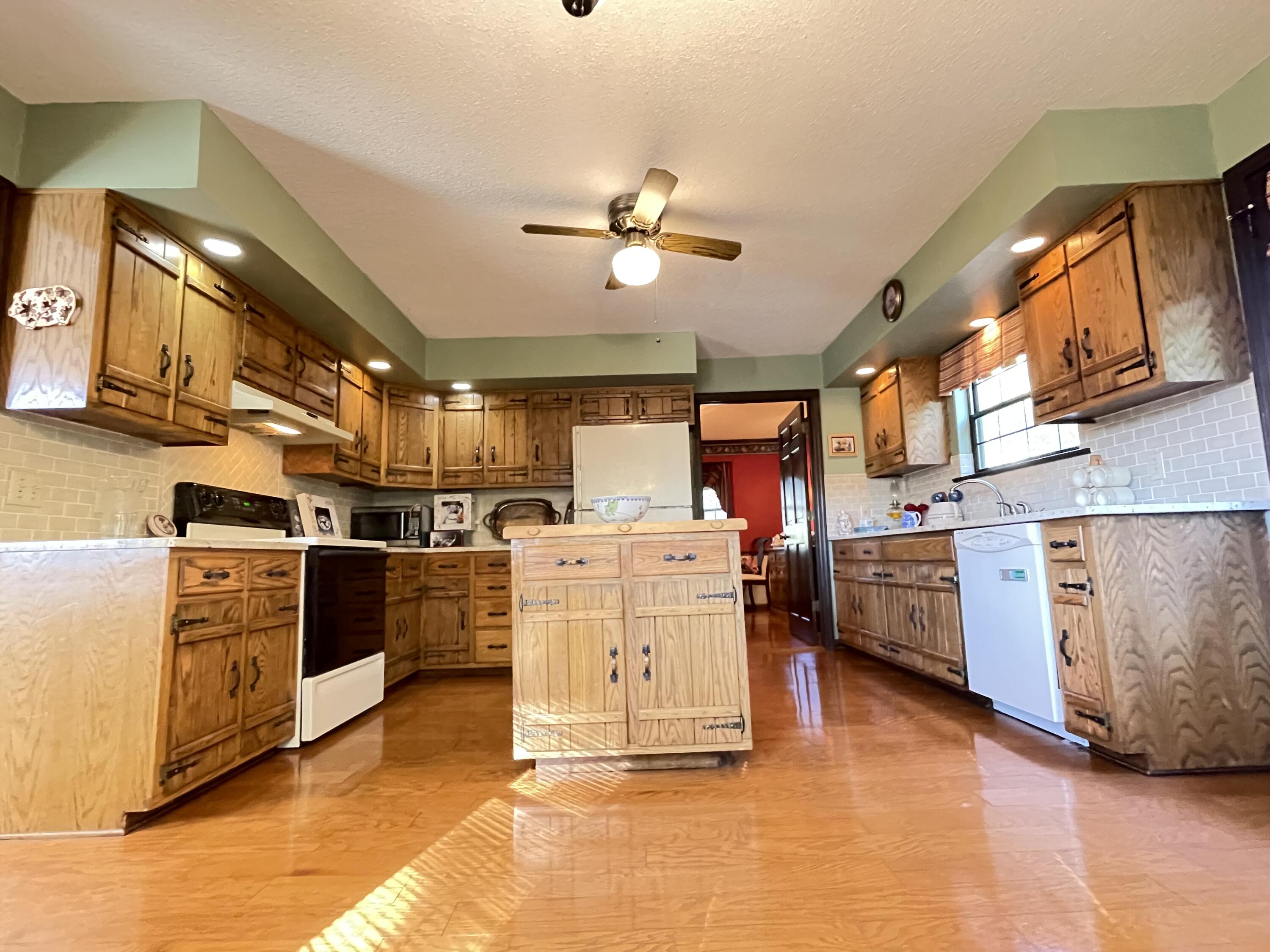 808 Fox Chase Lane