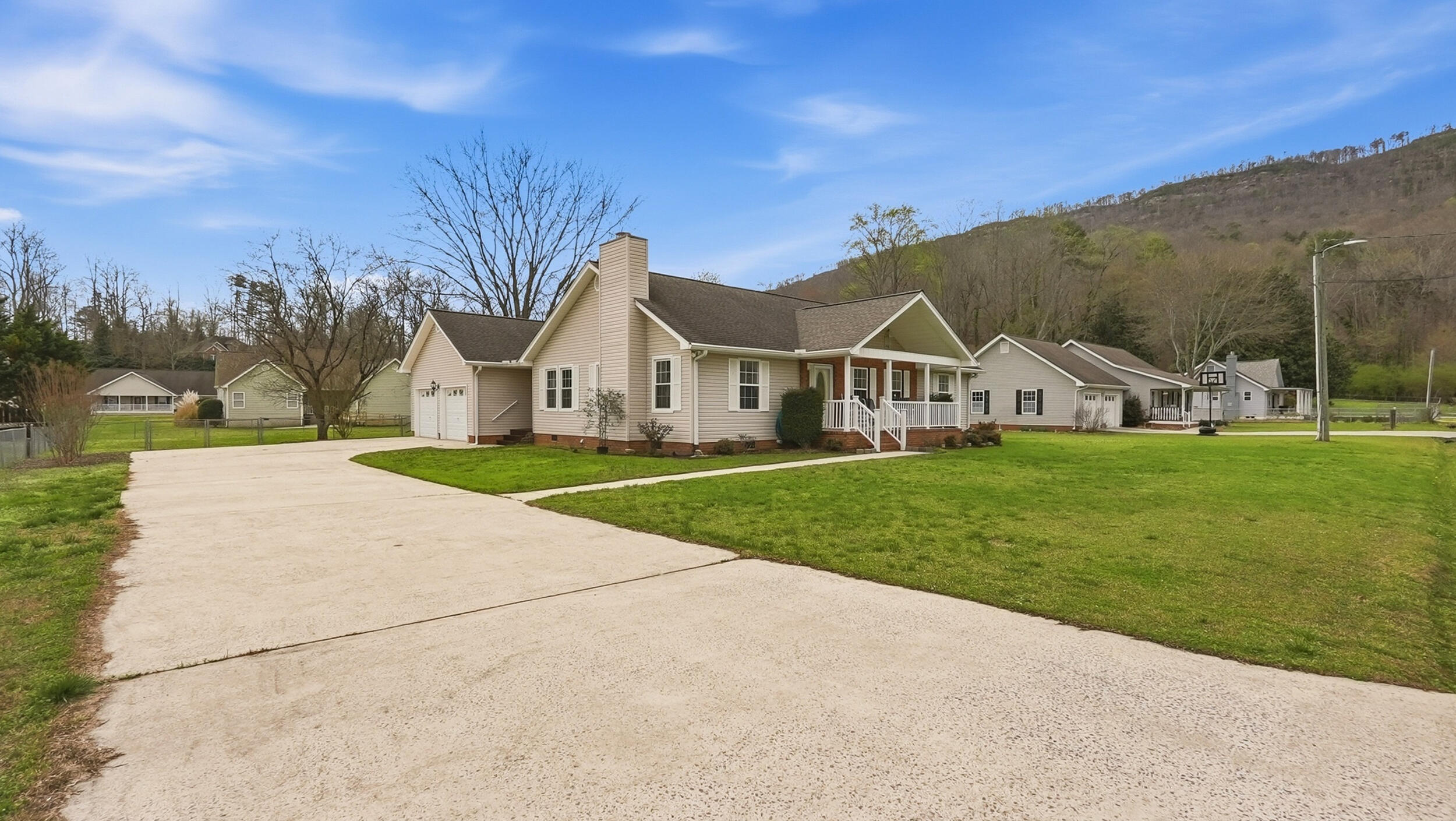 120 Graves Road