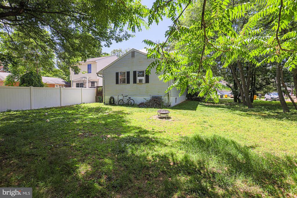 324 Thelma Ave