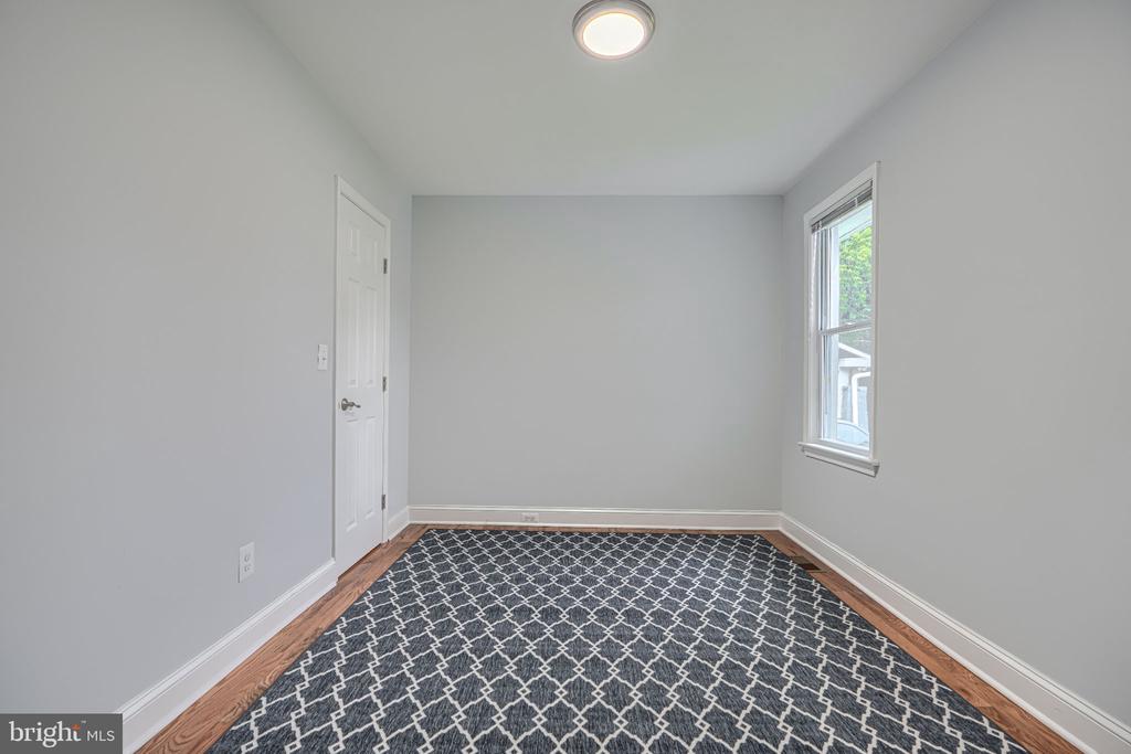 LINTHICUM HEIGHTS