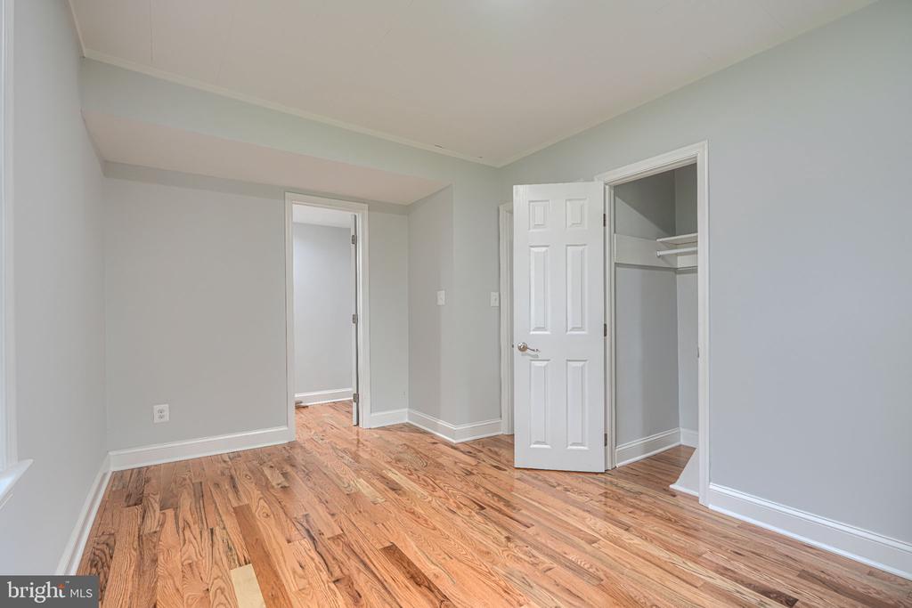 LINTHICUM HEIGHTS
